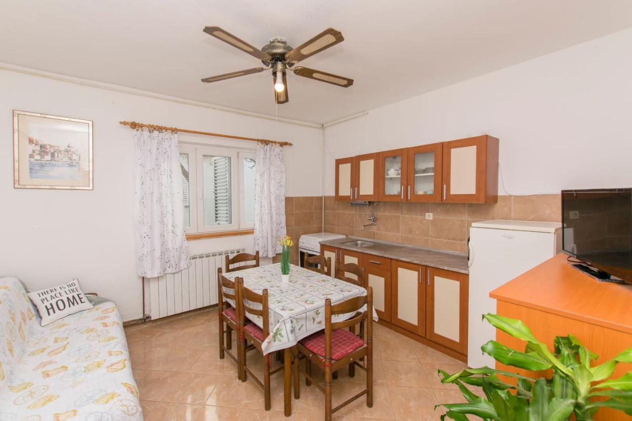Apartments Miroslava Vodice Eksteriør bilde