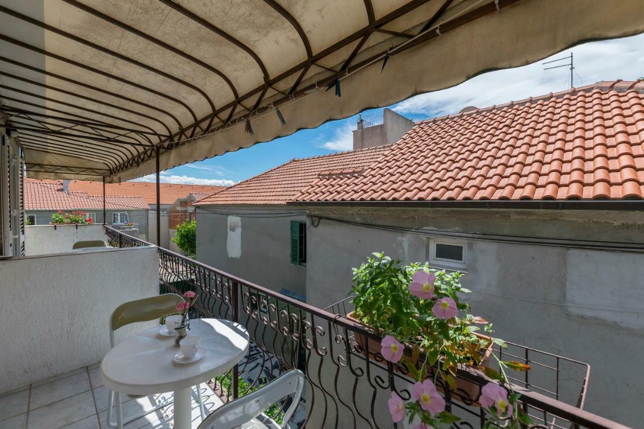 Apartments Miroslava Vodice Eksteriør bilde