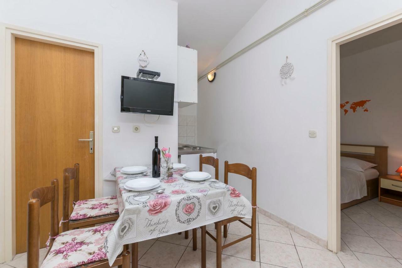 Apartments Miroslava Vodice Eksteriør bilde
