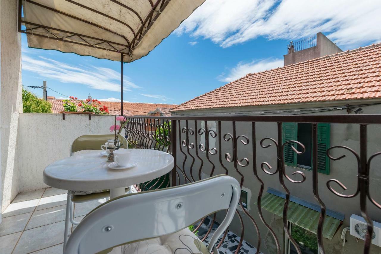 Apartments Miroslava Vodice Eksteriør bilde