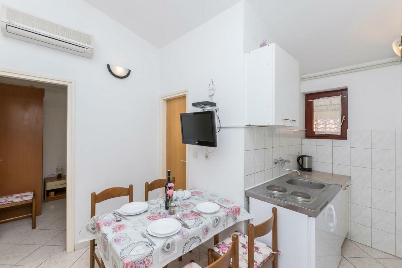 Apartments Miroslava Vodice Eksteriør bilde